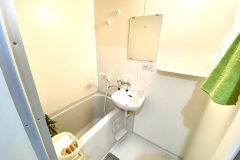 1D83B4FD-9D32-4B4F-8EA4-B095DD51A772