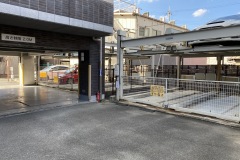 C04119C9-9235-48B0-85B4-DC836E42959E